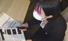 【ホテルウーマン2名】お部屋へ案内する際とTVの故障で呼びつけ狙い撃ち■■!胸チ