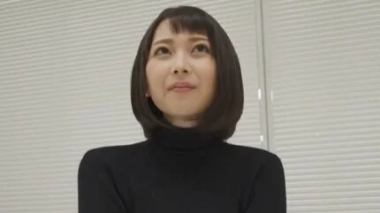 色白美乳の26歳人妻がアソコをベトベトにして喘ぎまくり何度も絶頂