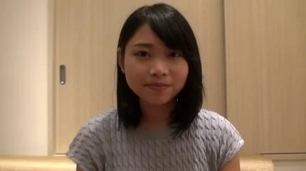 旦那さんとしかエッチしたことがない21歳若妻が巨根で突かれる快感に喘ぎまくる