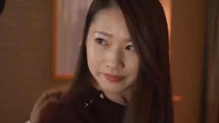 国際結婚をした30歳人妻が浮気エッチに嵌った体を突かれ悶絶