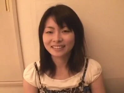 結婚1年の25歳人妻が他人棒のピストンに緊張を忘れて喘ぎまくり何度も絶頂