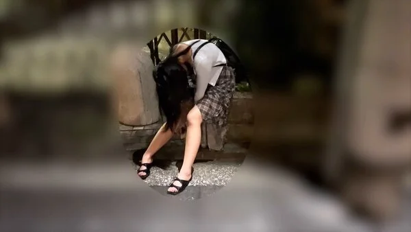 美人!美尻!美脚!マキシワンピースの中を超接写 お触りし放題で全裸ぶっかけ