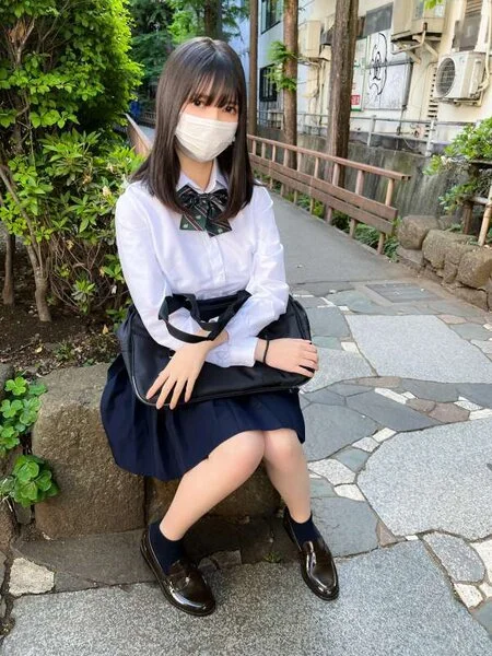 顔出し【個人撮影】彼氏には内緒でHなことをし続ける隠れビッチちゃんをおじさんの生