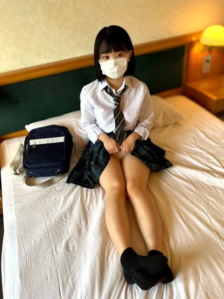 顔出し【個人撮影】短髪巨乳ちゃんとの割り切り映像_中出しされてもお掃除フェラまで