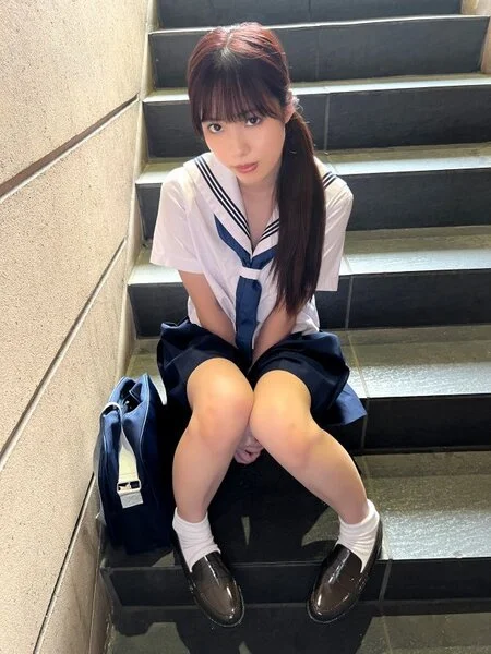 【個人撮影】セーラーマ●コちゃんとの割り切り_生ハメ、中出しオプ有り有りの両物件
