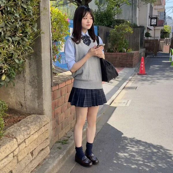 17時間着用【個人撮影】■■■■③の白ぱんつちゃん_卒業記念にゴム無し生ハメSE