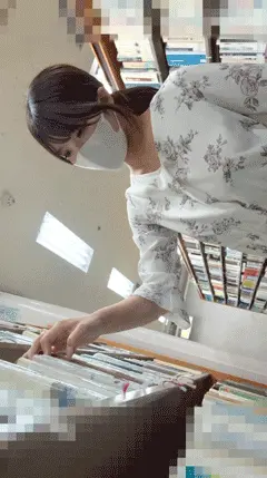 SSS級スタイルのノーブラ巨乳お姉さん♡モロ見えおっぱい&お尻をじっくり観察♡♡