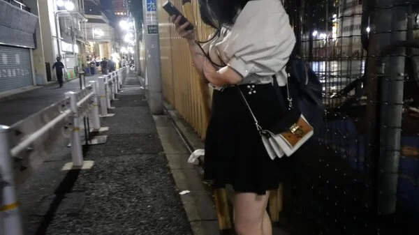ト〇横の真実24【22歳飲食店アルバイトさとちゃん】