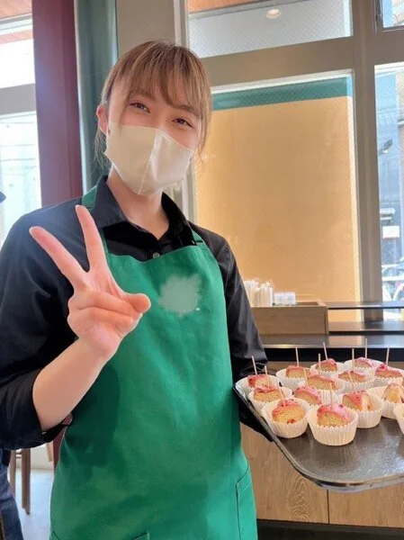 ス●バ店員にセンズリ鑑賞してもらいお手伝いしてもらえた件
