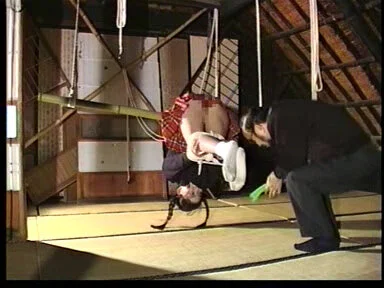 【記録映像】田舎娘○禁 緊○愛奴人形