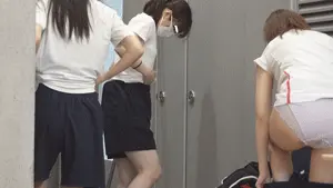 更衣室での驚愕の出来事!いや、秘め事を目撃しちゃいました⑮
