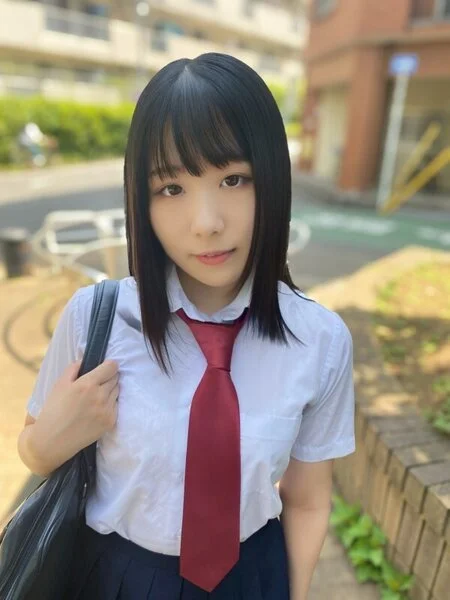 顔出し【個人撮影】ゲームに課金したいから割り切りに手を出すM鈴ちゃん_身元確認済