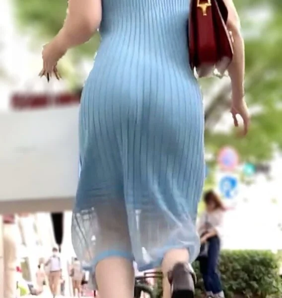 《とにかくカラダが凄い!上玉セレブ美女の真っ青ワンピ》