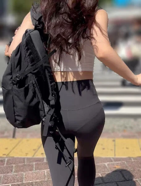 《レギンスならではのバウンド力!美BODYへの探究心が尽きない美女》