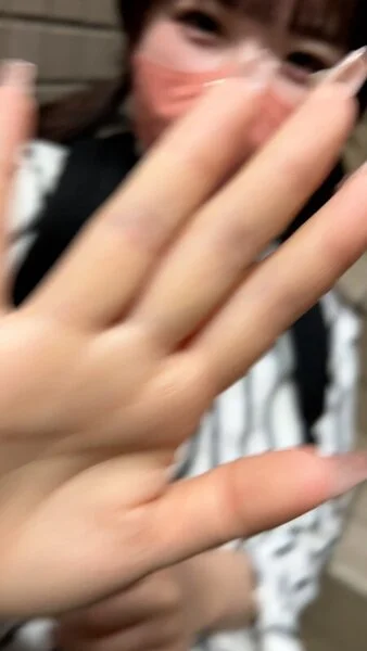 【ノーブラ揉みVOL.10】アイドル級のノーブラ美女を店内ち⚫︎ん→「やめて!!