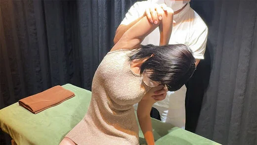 【整体師の暴挙】施術台にバンド固定 乳首絶頂で放心状態の美女 追いうち生挿入から