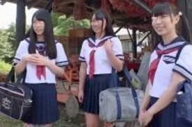 かわい子ちゃんたちとの乱交セックス