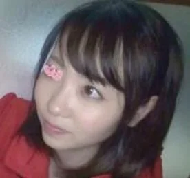 目が大きくて優しい微笑みでチンポを包み込んでくれた…。
