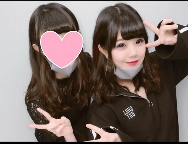 20歳のカワイ子ちゃんです①(黒タイツ)100枚