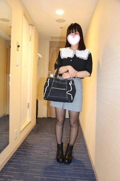 たまごちゃん感満載な18歳女子大生?新入生?④(黒ストッキング)