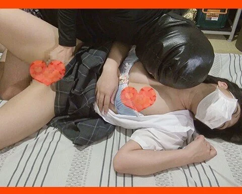 黒部屋【10】成長中のオッパイがヤバい!オマセでヤンチャな女の子!何度もいっちゃ