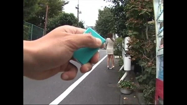リモコンバイブ野外イカせ!File.1