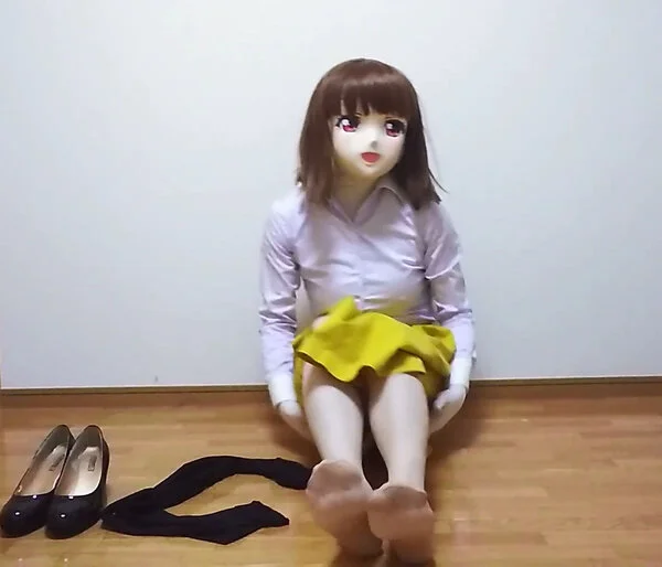 着ぐるみパンストオナニー(OL風、ベージュパンスト、黒タイツカバコ)