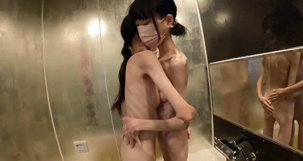 ガリガリモデルさん同士のレズ動画 お風呂場で仲良くいちゃいちゃ洗体マッサージプレ