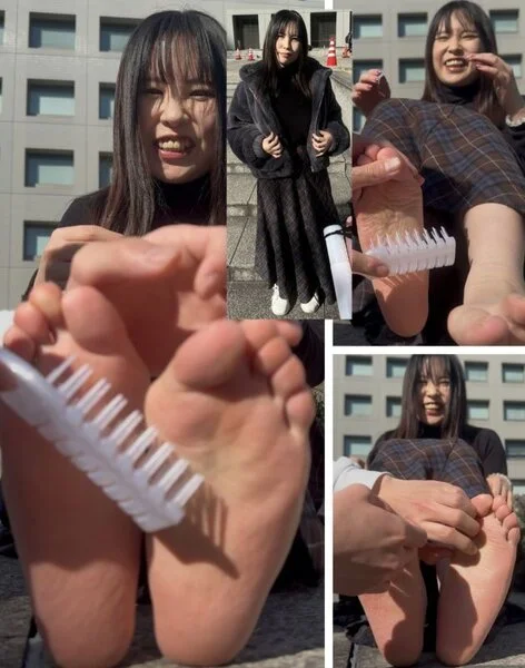 パンチラあり!コスプレイヤー美女23cm激弱足裏くすぐり!5分27秒
