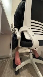 【20代】スニーカーで蒸れた足の裏