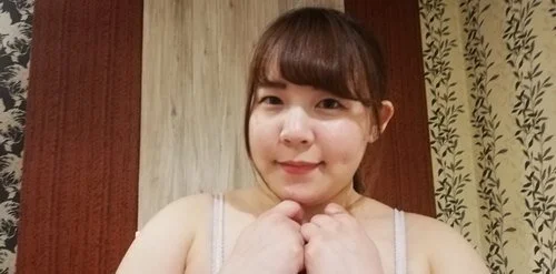 【素人女子大生】20歳ぽっちゃり素人女子のう〇こ口臭を嗅ぎながら鼻舐め手コキで昇