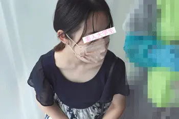 [ワクチン接種]吸い付きたくなるようなパフィーな乳首!現役大生のおっぱい事情[胸