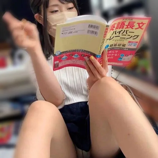 【パンチラ】【■■】先生のパンツが見れたら私、、。Part2