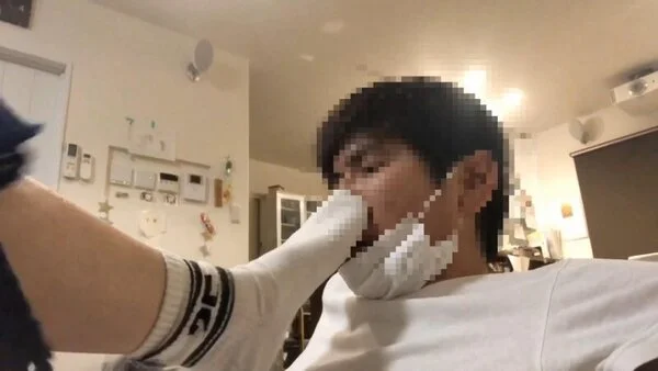 白ソックス足責め