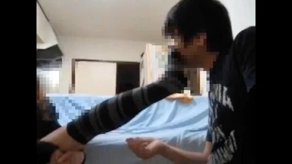 ニーハイ足責め