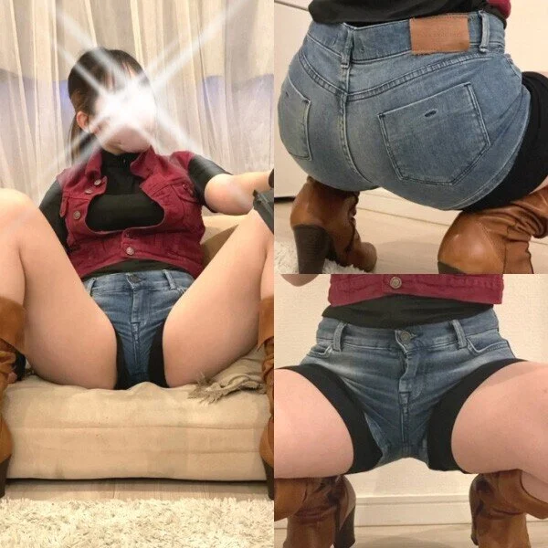 憧れのコスチュームで大胆にガニ股ポーズをとってもらいました 姉の友達はコスプレイ