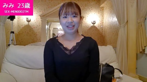 幼顔の攻め好き素人娘みみちゃん23歳