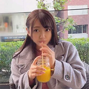 はな(22)超爆乳のせいで会場から出禁にされた陸上部JD