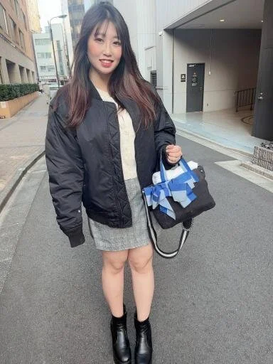 【素人妻中出し】マッチングアプリで出会った人妻をネカフェに連れ込んで中出し【Gカ