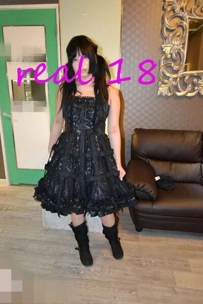 まとめて販売《ゴス炉利18歳》横濱18歳