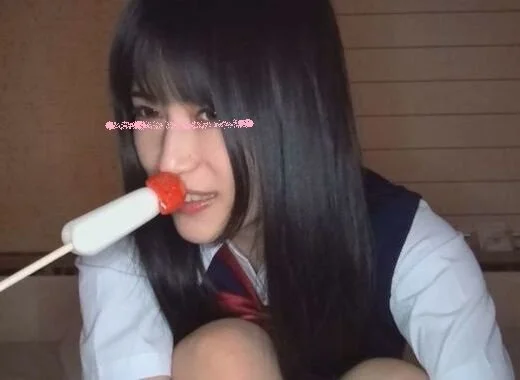 おちんちんのニオイよりお札のニオイの方が好き♪おしゃぶり電マ失敗したらエッチな罰