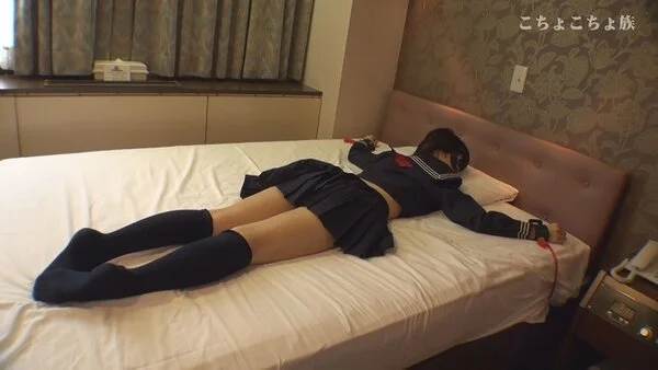 こちょこちょ族 くすぐり志願素人■■モデル 20歳 みき 制服編 その2