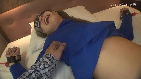 こちょこちょ族 素人モデルこそばい関西敏感娘 19歳 みいな お買い得セット!