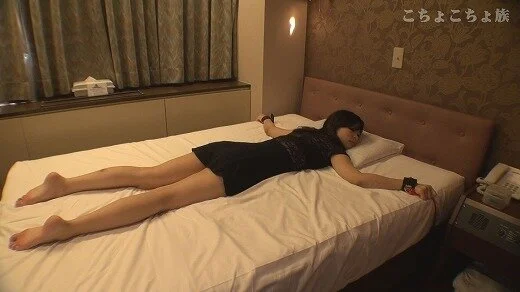 こちょこちょ族 黒髪9頭身現役モデルはウルトラ敏感美■■ るりあ 20歳 私服編