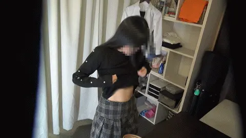 都内某所のCafe店長が撮ったアルバイト女子の着替え盗● T064