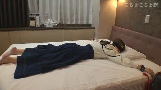 こちょこちょ族 令和イマドキ無理無理娘 みずき 19才 私服編 その2