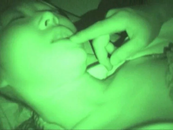 ★■■…Aランク現役学生■■を夜這いいたずら