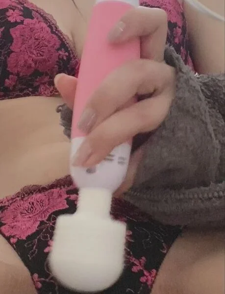 貧困裏アカ女子めぐの自撮り自慰動画#9