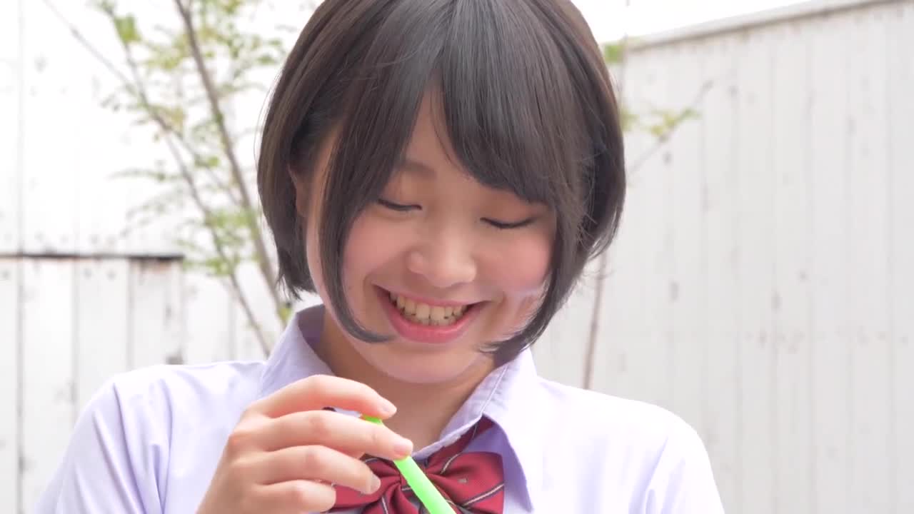 身長150cmEカップ、あどけない美少女のシミ。/宮星しずく サンプル画像 1