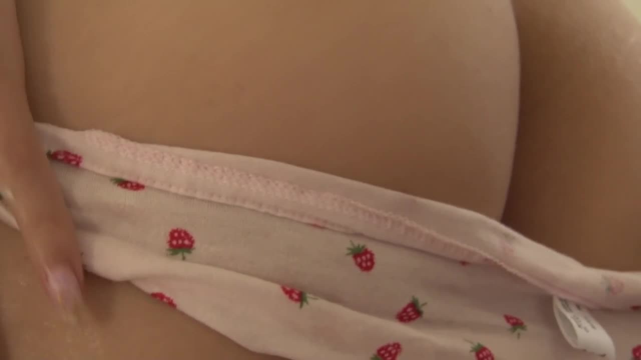 Shaving Romance ～恥じらい剃毛初体験～/葉山めい サンプル画像 10